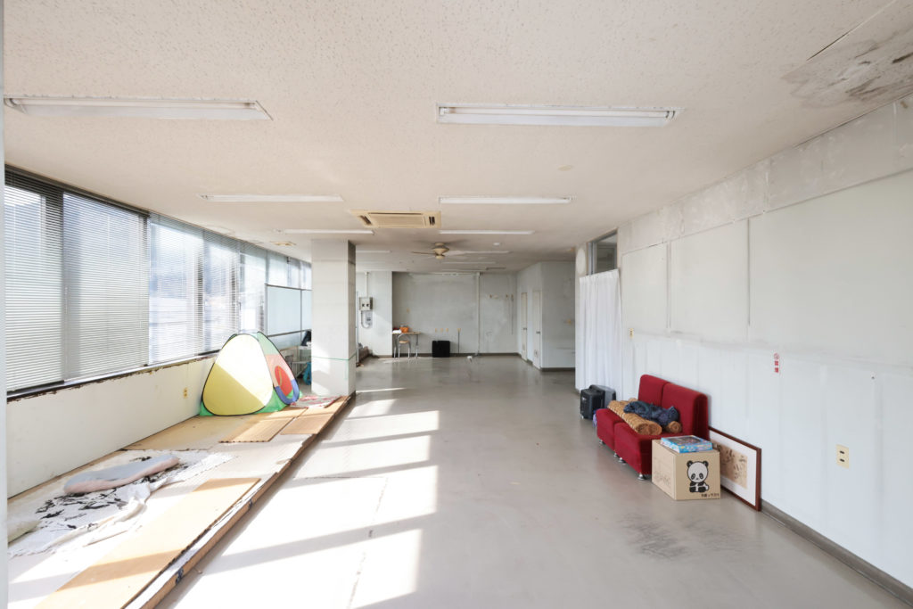 大井川鐵道の家山駅近くにある中古住宅の3階フロアの写真です