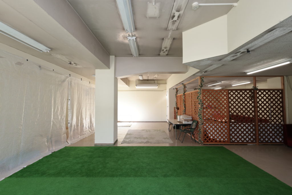 大井川鐵道の家山駅近くにある中古住宅の1階フロア、室内の写真です