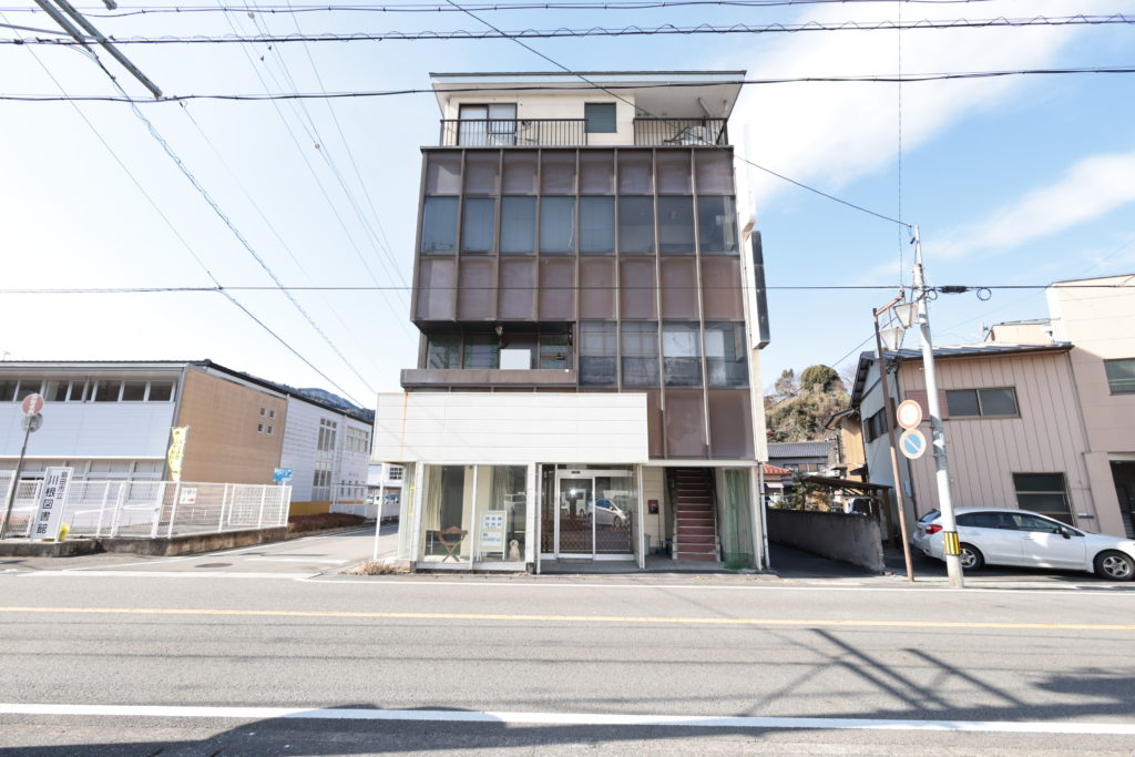 川根町家山、中古住宅の外観です